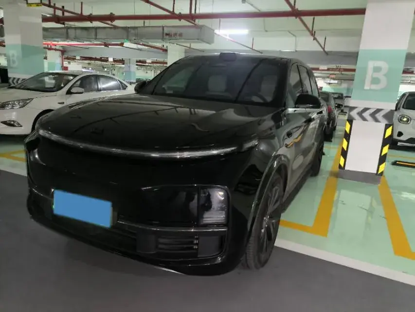 2023 Li L8 Range Extended 154HP REEV 40.9KWH