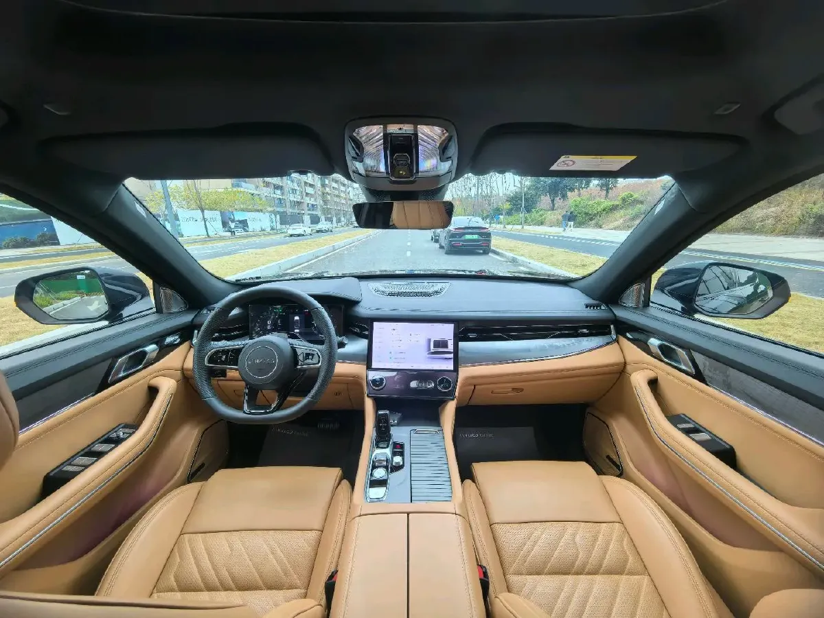 2024 LYNK&CO 09 2.0T 254HP L4 8AT,autocango,china used car exporter,china ev exporter,chinese used car exporter,chinese used ev exporter