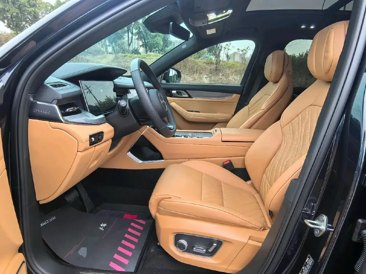 2024 LYNK&CO 09 2.0T 254HP L4 8AT,autocango,china used car exporter,china ev exporter,chinese used car exporter,chinese used ev exporter