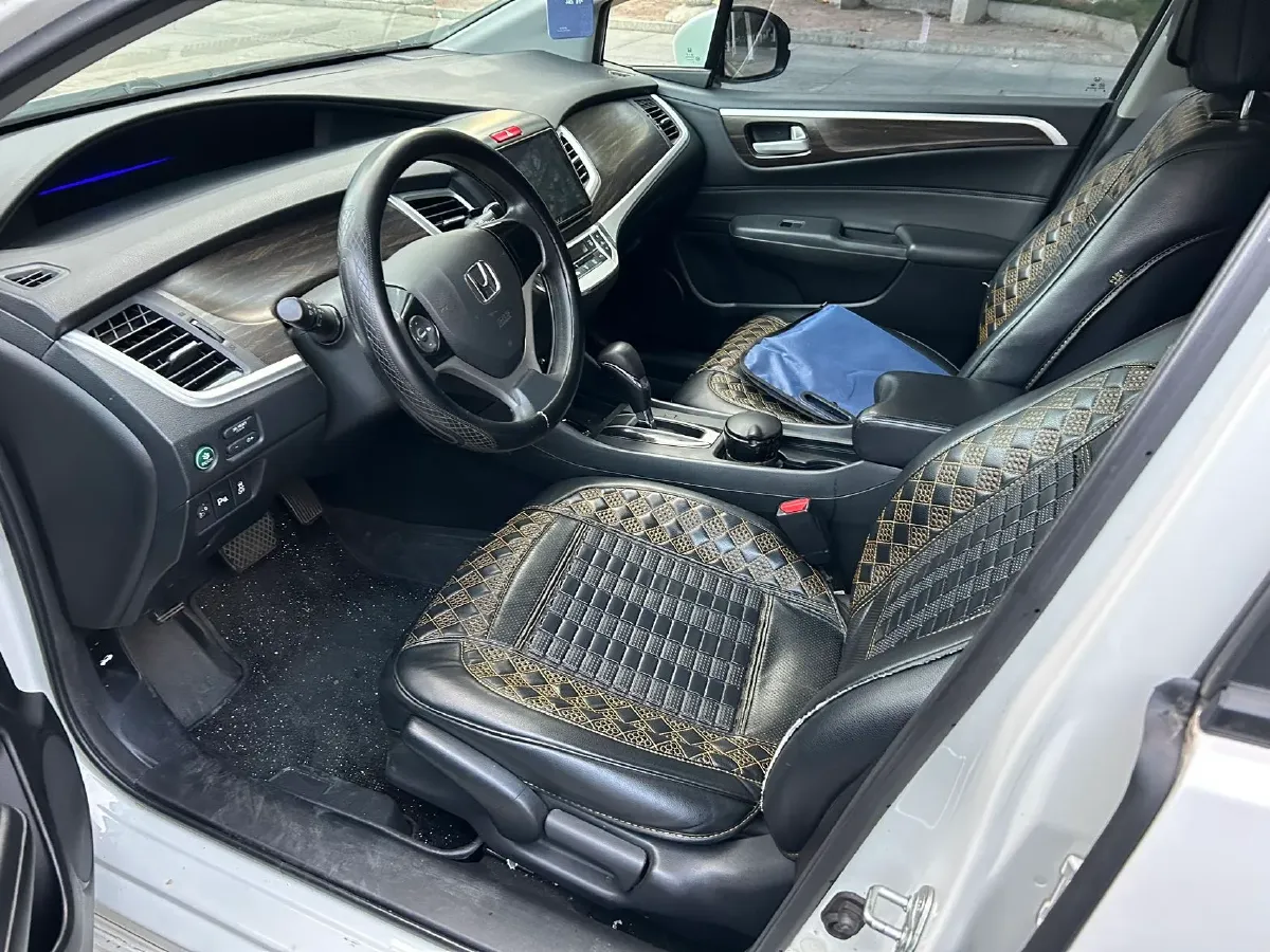 2020 Honda Jade 1.8L 141HP L4 5AT,autocango,china used car exporter,china ev exporter,chinese used car exporter,chinese used ev exporter