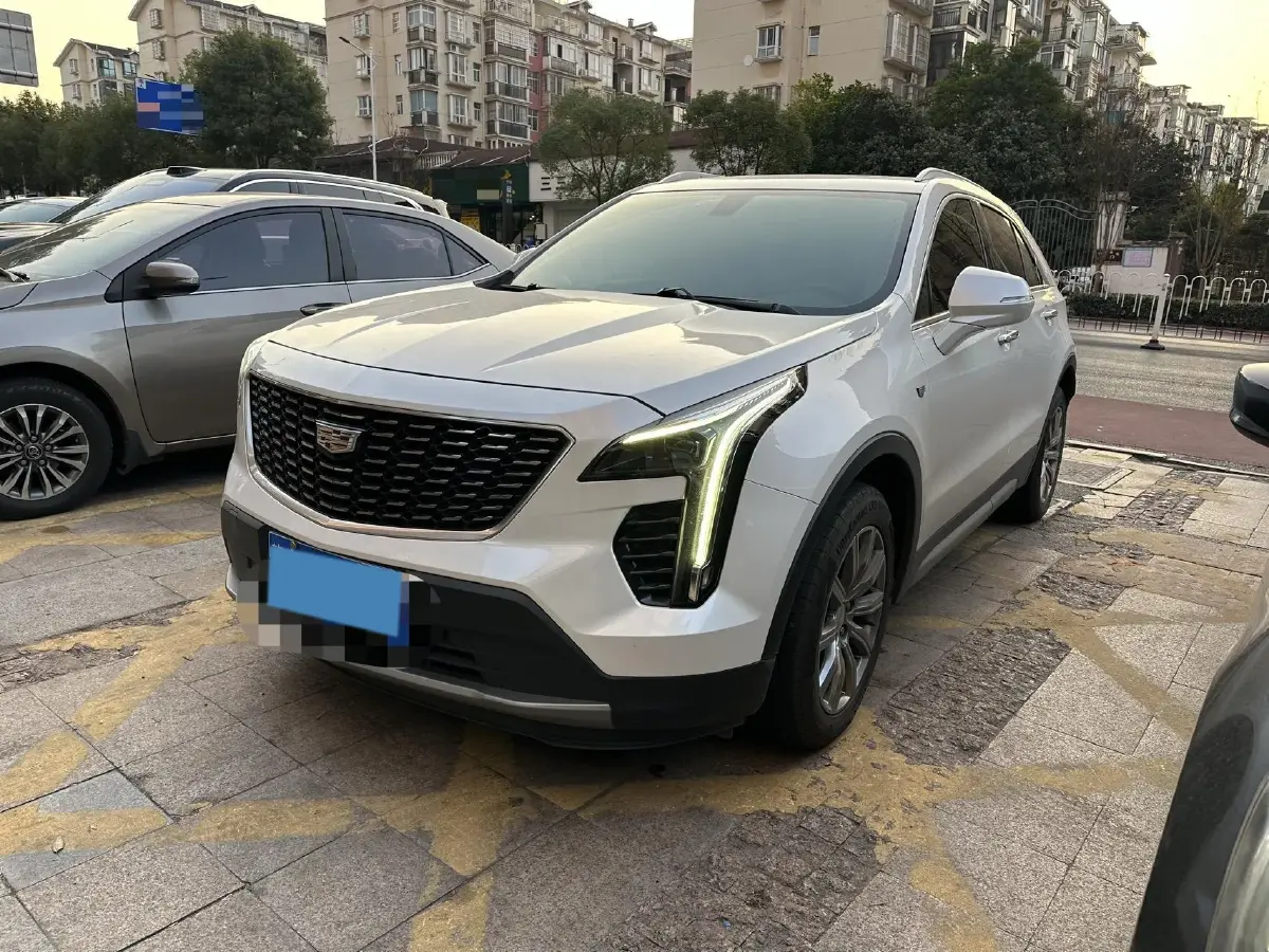 2021 Cadillac XT4 2.0T 237HP L4 9AT