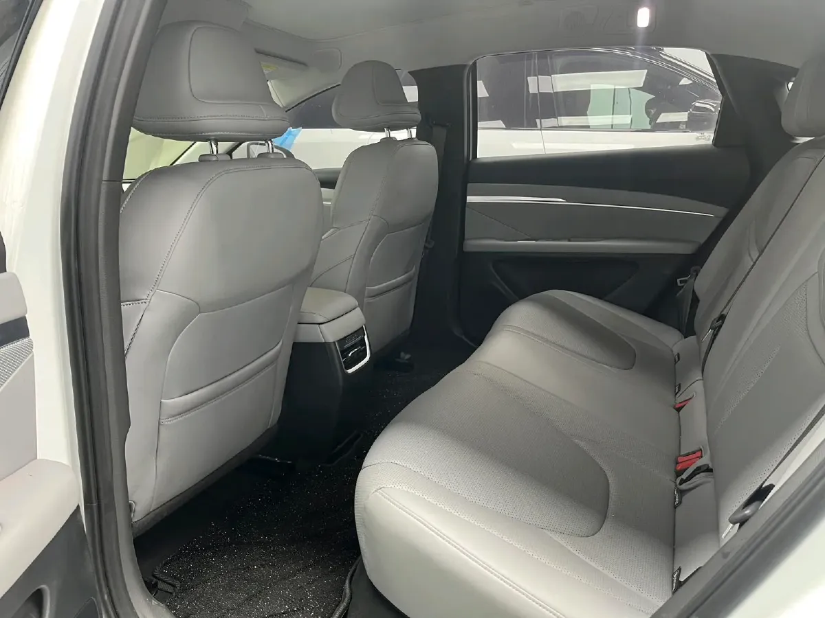 2024 Xpeng MONA M03 BEV 62.2KWH,autocango,china used car exporter,china ev exporter,chinese used car exporter,chinese used ev exporter