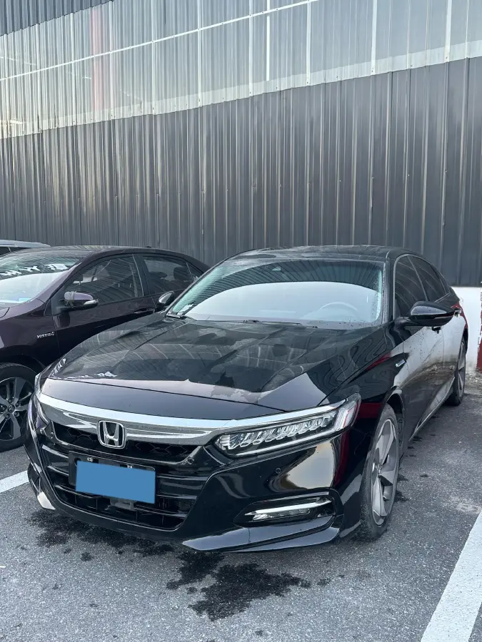 2021 Honda Accord 2.0L 146HP L4 E-CVT Hybrid