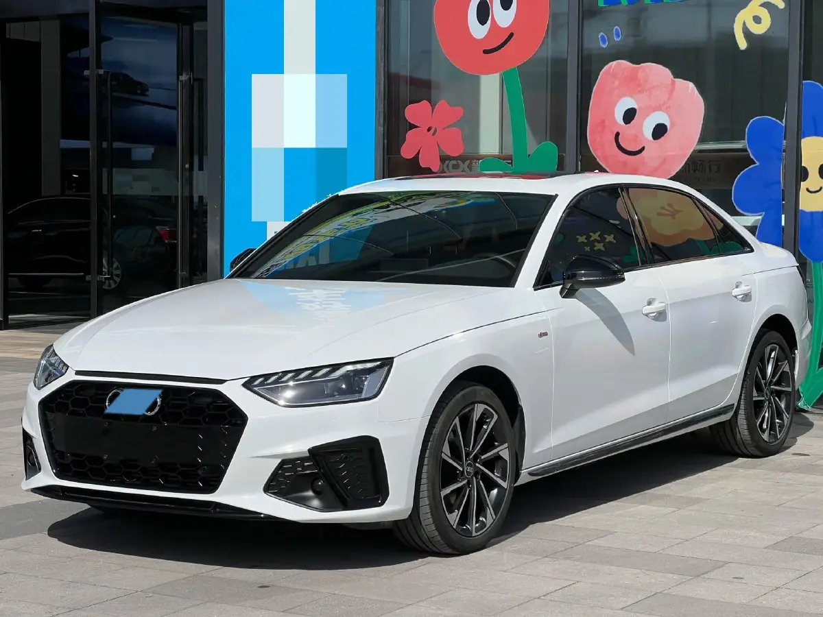 2023 Audi A4L 2.0T 190HP L4 7DCT