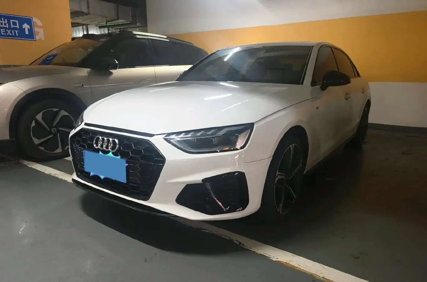 2024 Audi A4L 2.0T 190HP L4 7DCT