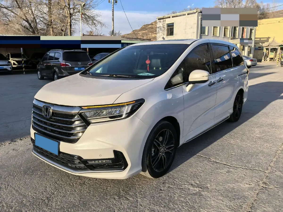 2022 Honda Odyssey 2.0L 146HP L4 E-CVT Hybrid