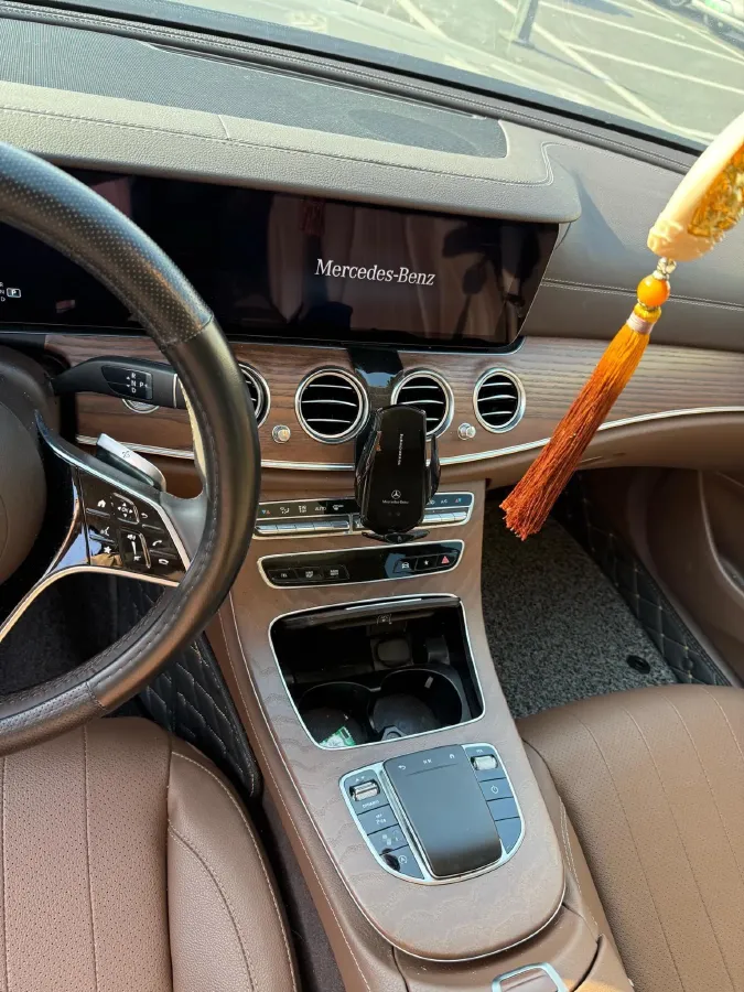 2023 Mercedes-Benz E Class 2.0T 258HP L4 9AT,autocango,china used car exporter,china ev exporter,chinese used car exporter,chinese used ev exporter