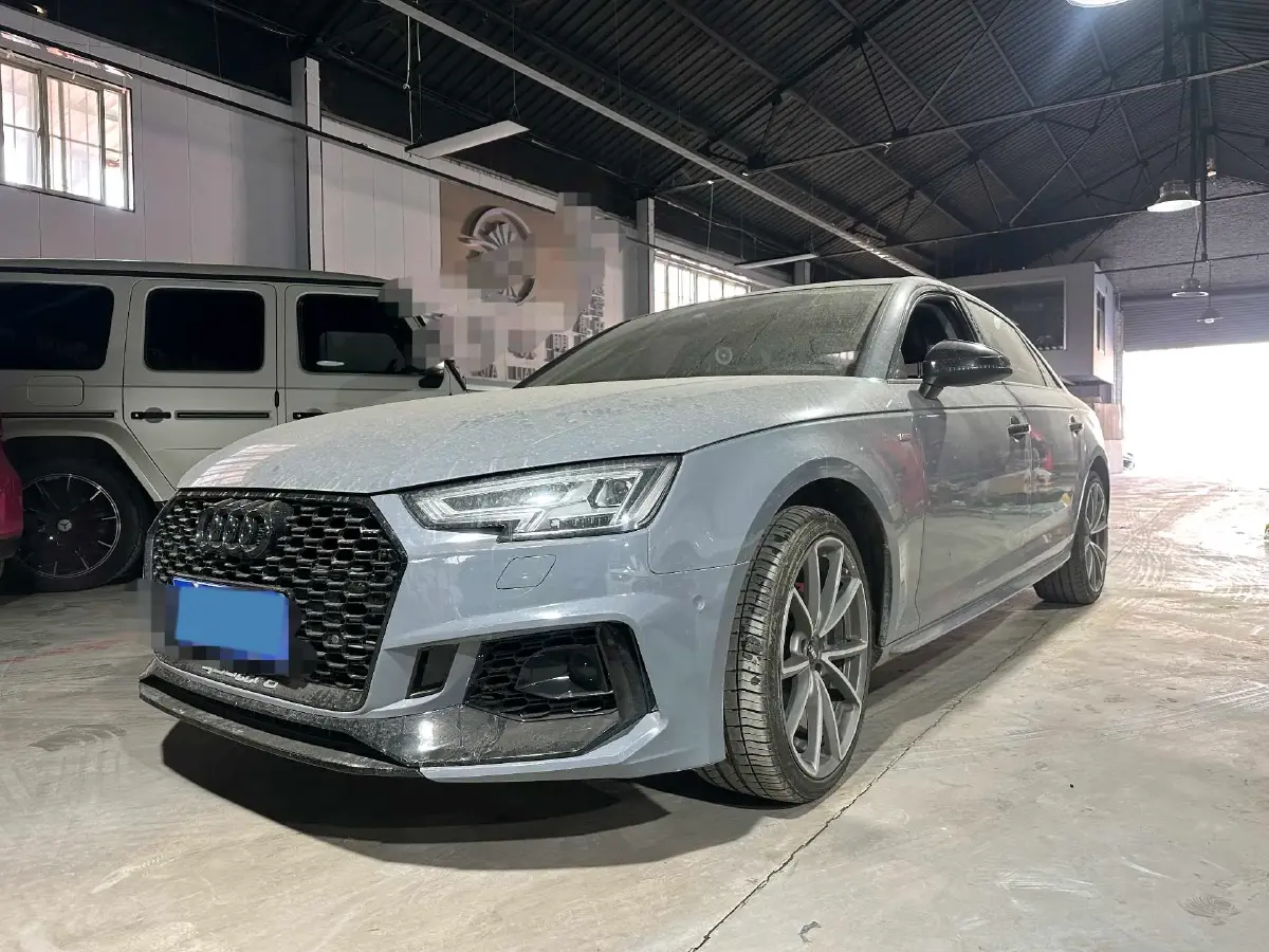 2019 Audi A4L 2.0T 190HP L4 7DCT