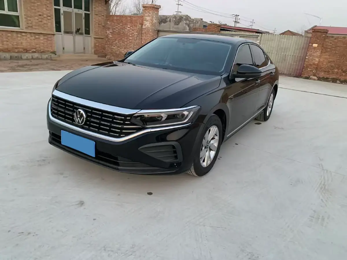 2024 Volkswagen Passat 1.4T 150HP L4 7DCT