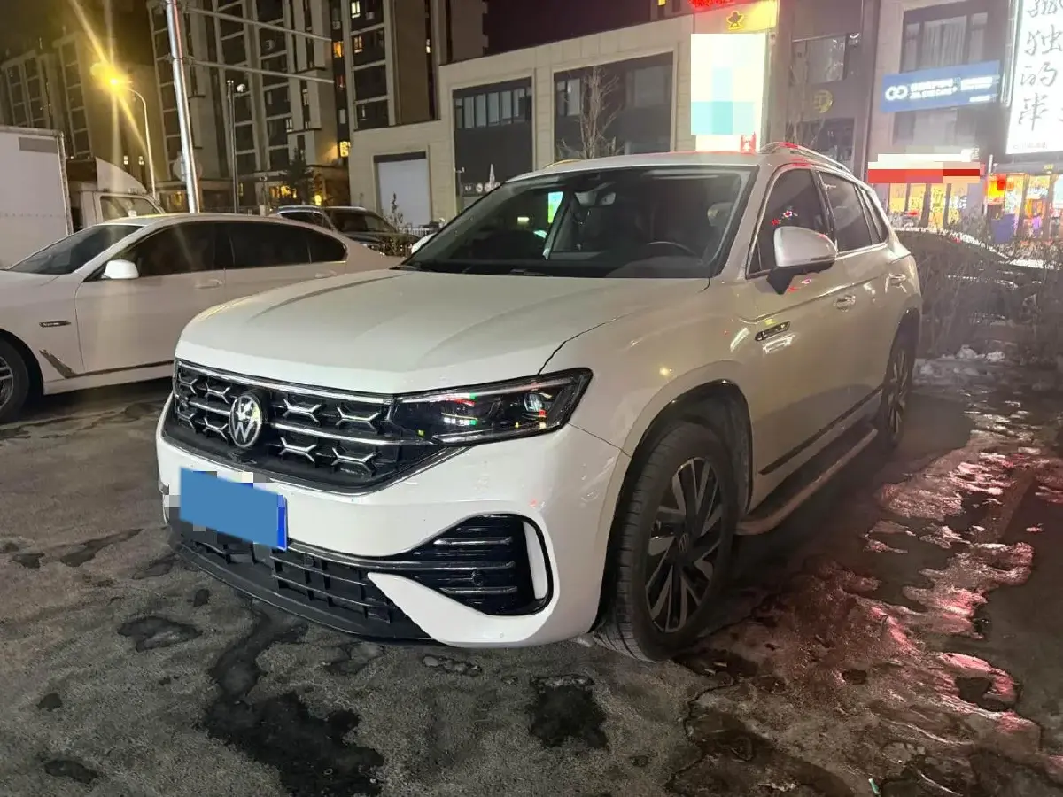 2023 Volkswagen Tayron 2.0T 186HP L4 7DCT