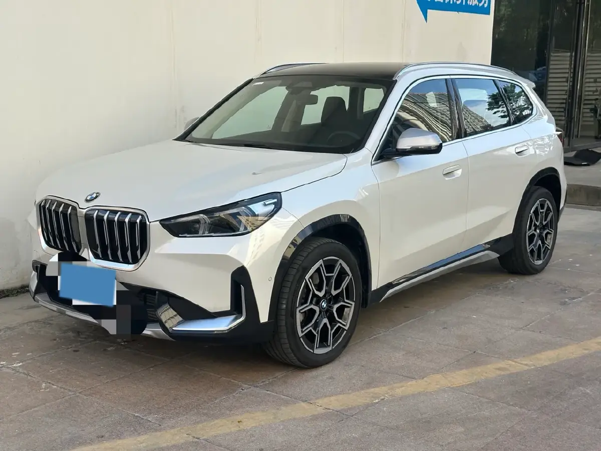 2024 BMW X1 2.0T 204HP L4 7DCT