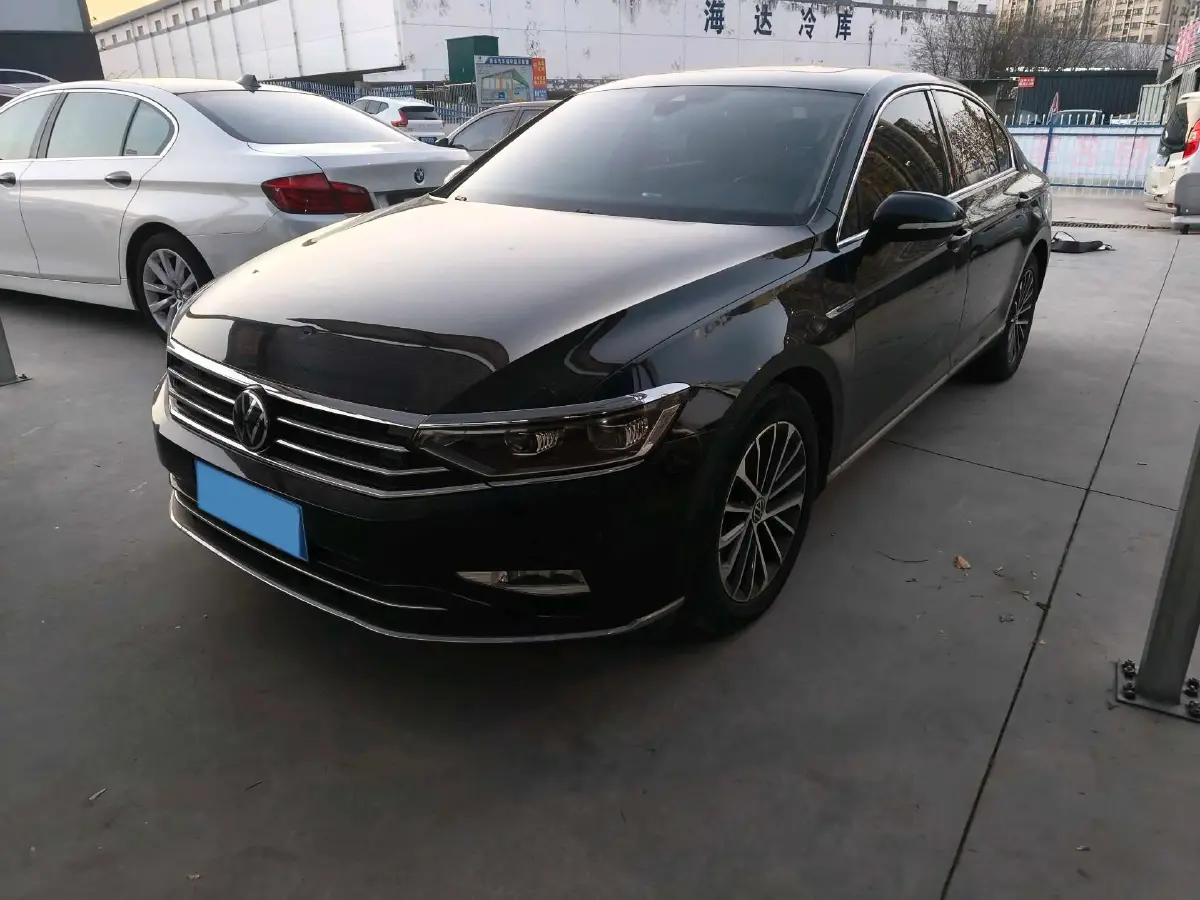 2020 Volkswagen Magotan 2.0T 220HP L4 7DCT