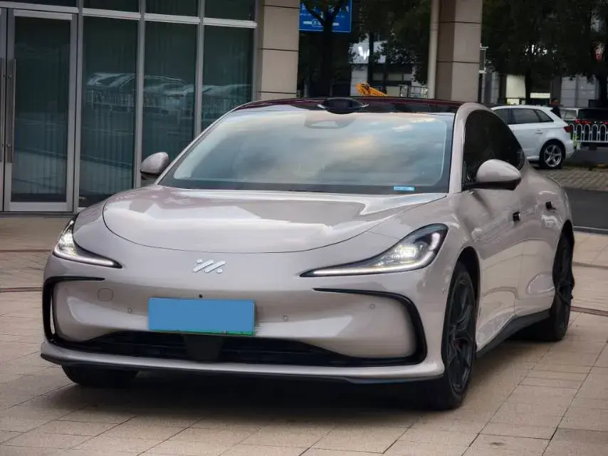 2024 IM L6 BEV 83KWH