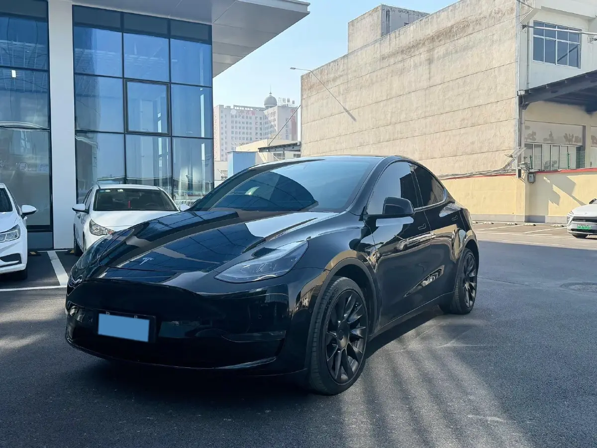 2022 BMW 3 Series 2.0T 184HP L4 8AT