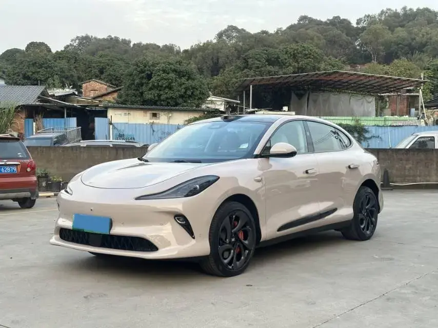 2025 IM LS6 BEV 83KWH