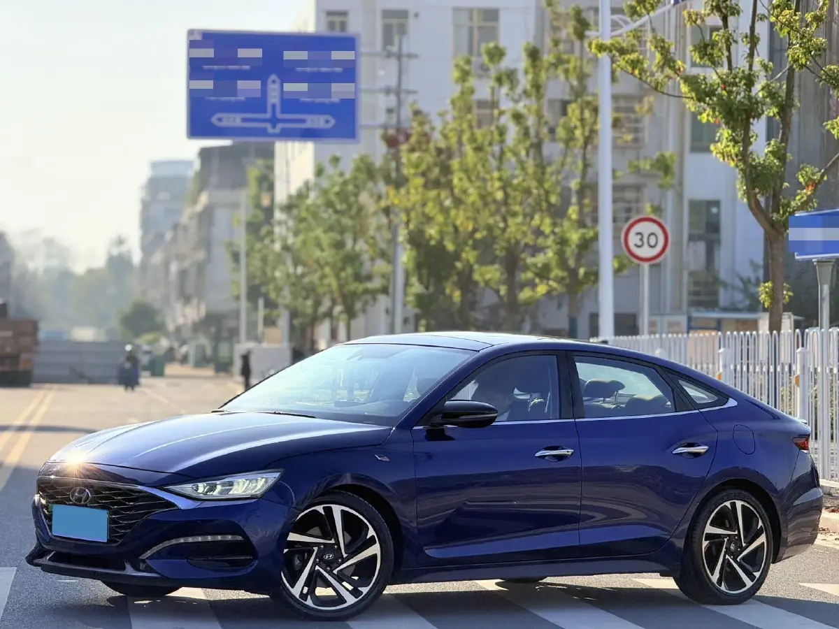 2019 Hyundai La Festa 1.6T 204HP L4 7DCT