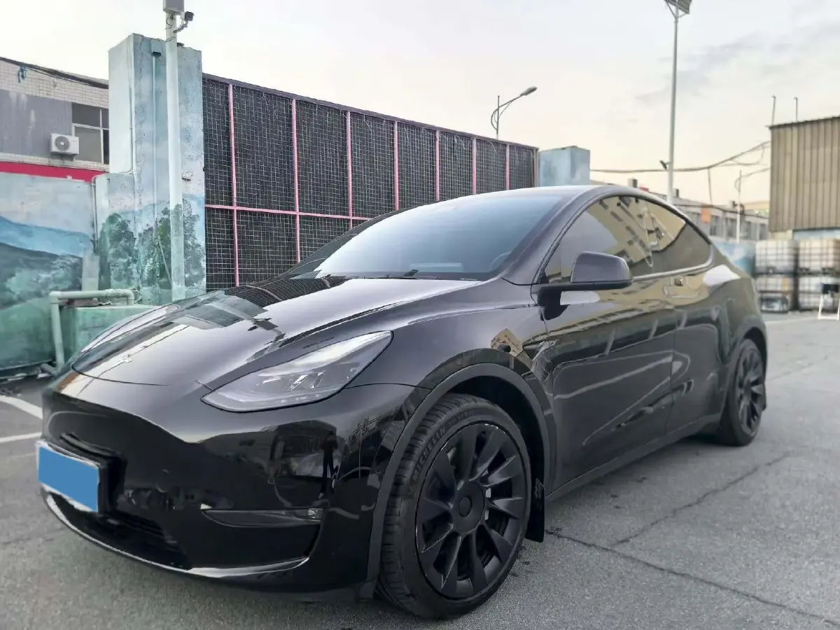 2021 Tesla Model Y BEV 60KWH