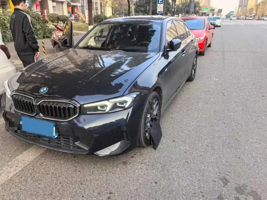 2025 BMW 3 Series 2.0T 245HP L4 8AT