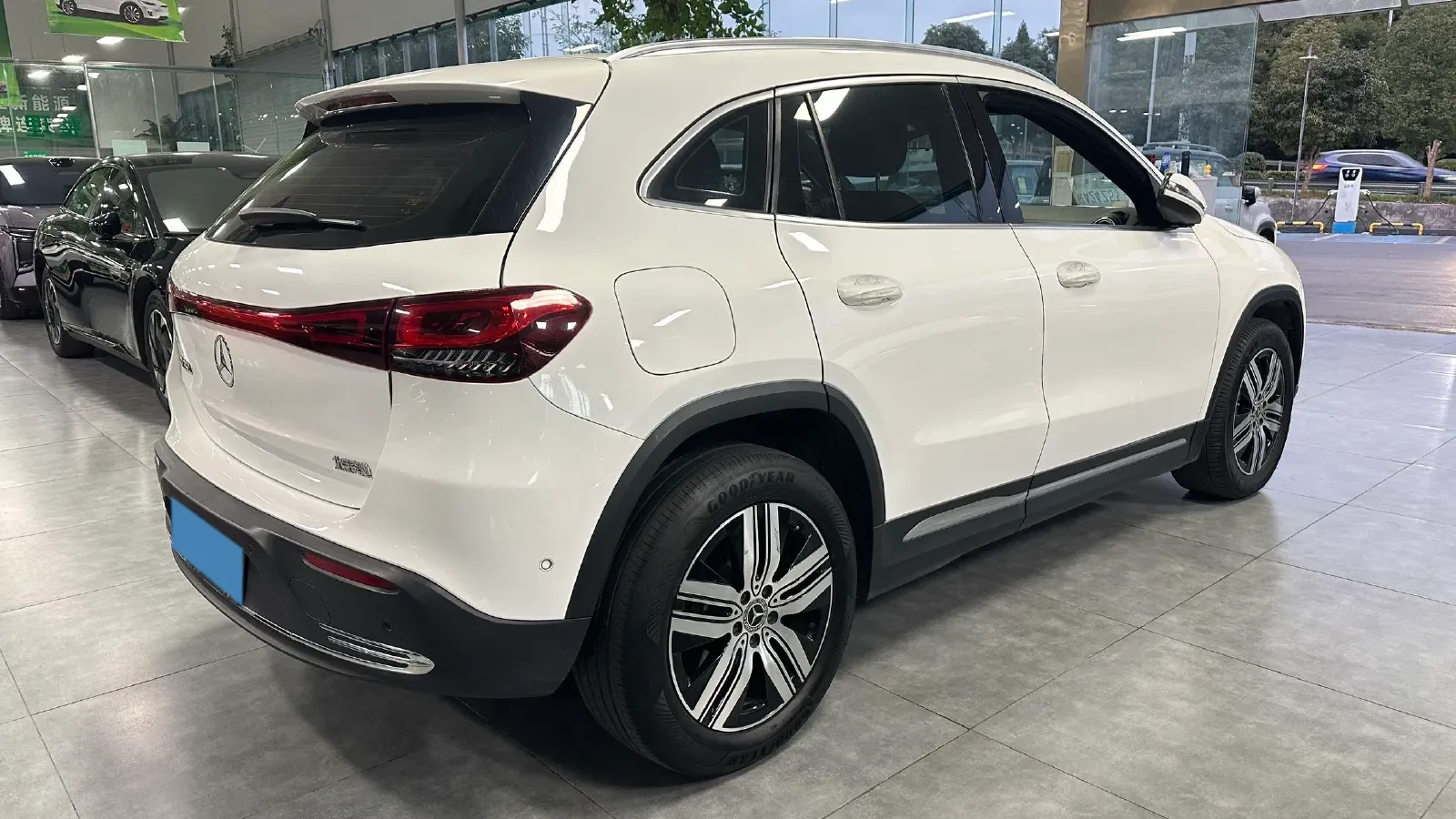 2022 Mercedes-Benz EQA Class BEV 73.5KWH,autocango,china used car exporter,china ev exporter,chinese used car exporter,chinese used ev exporter