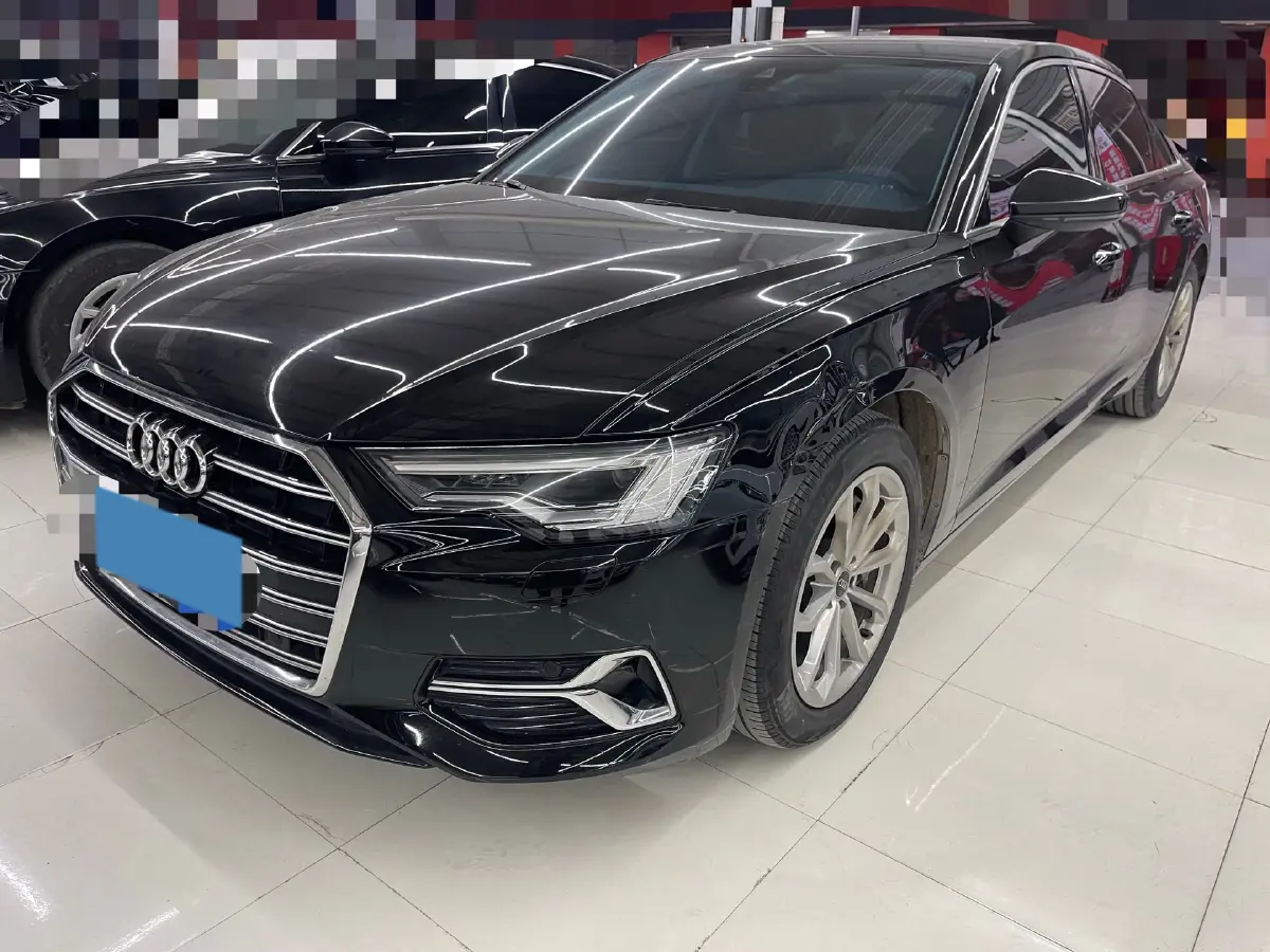 2022 Audi A6L 2.0T 190HP L4 7DCT