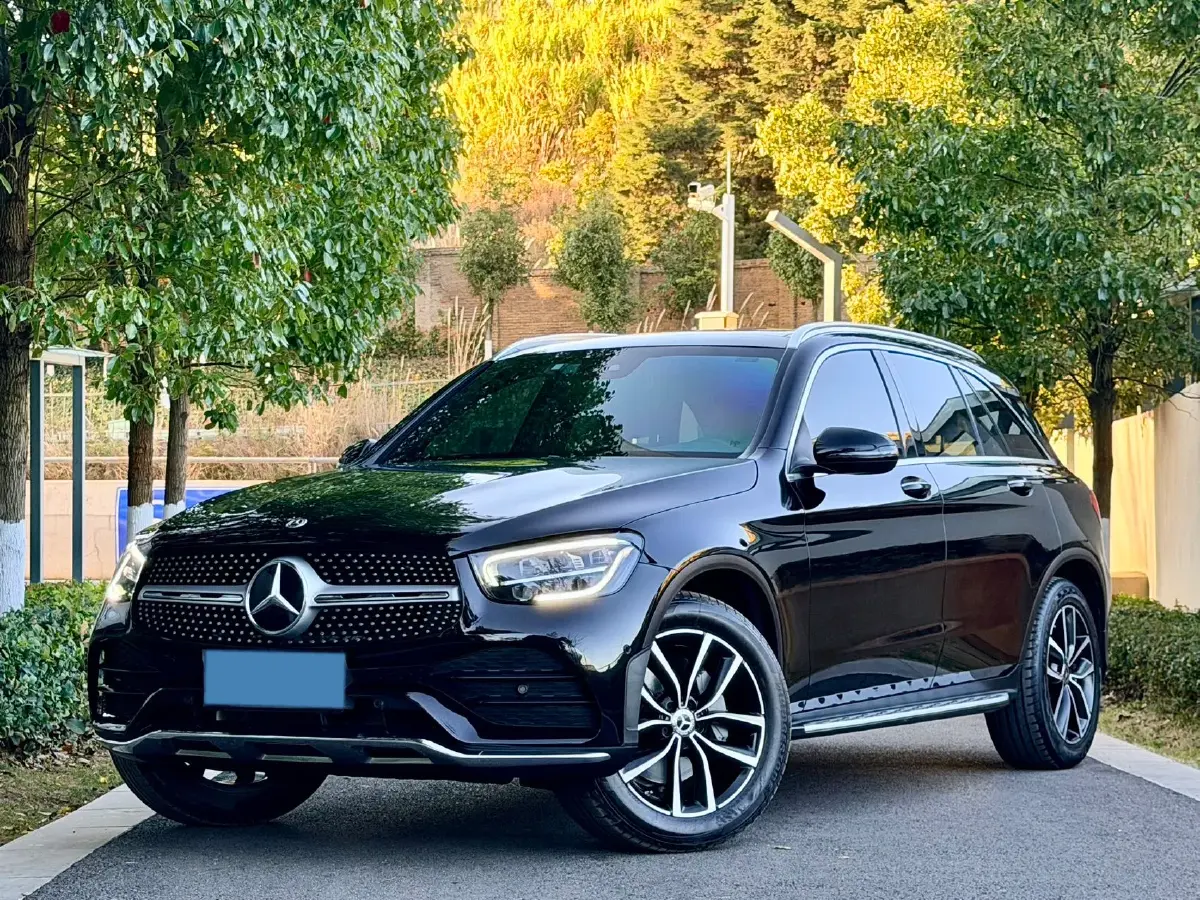 2022 Mercedes-Benz GLC Class 2.0T 258HP L4 9AT