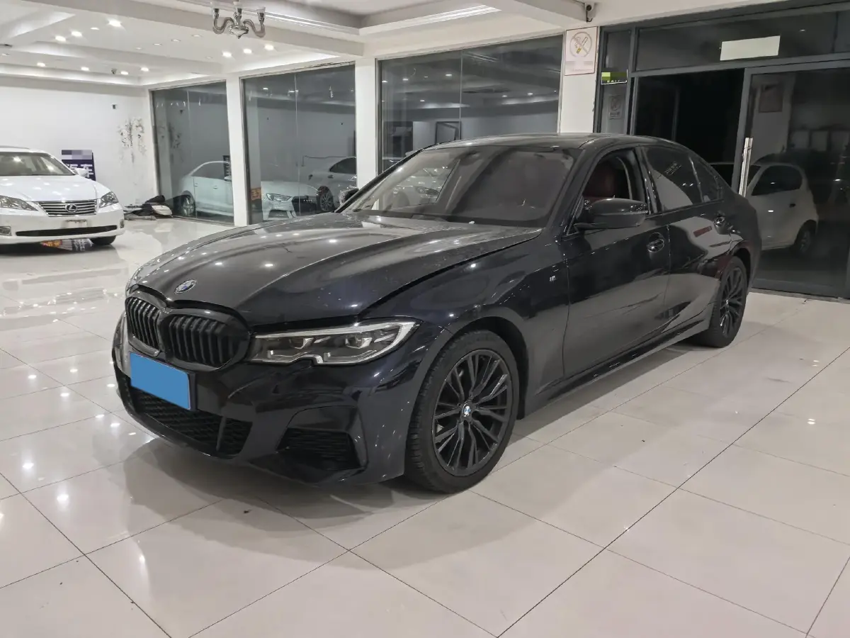 2021 BMW 3 Series 2.0T 184HP L4 8AT