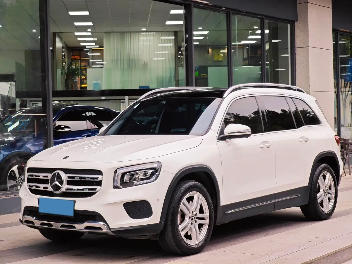 2023 Mercedes-Benz GLB Class 2.0T 190HP L4 8DCT