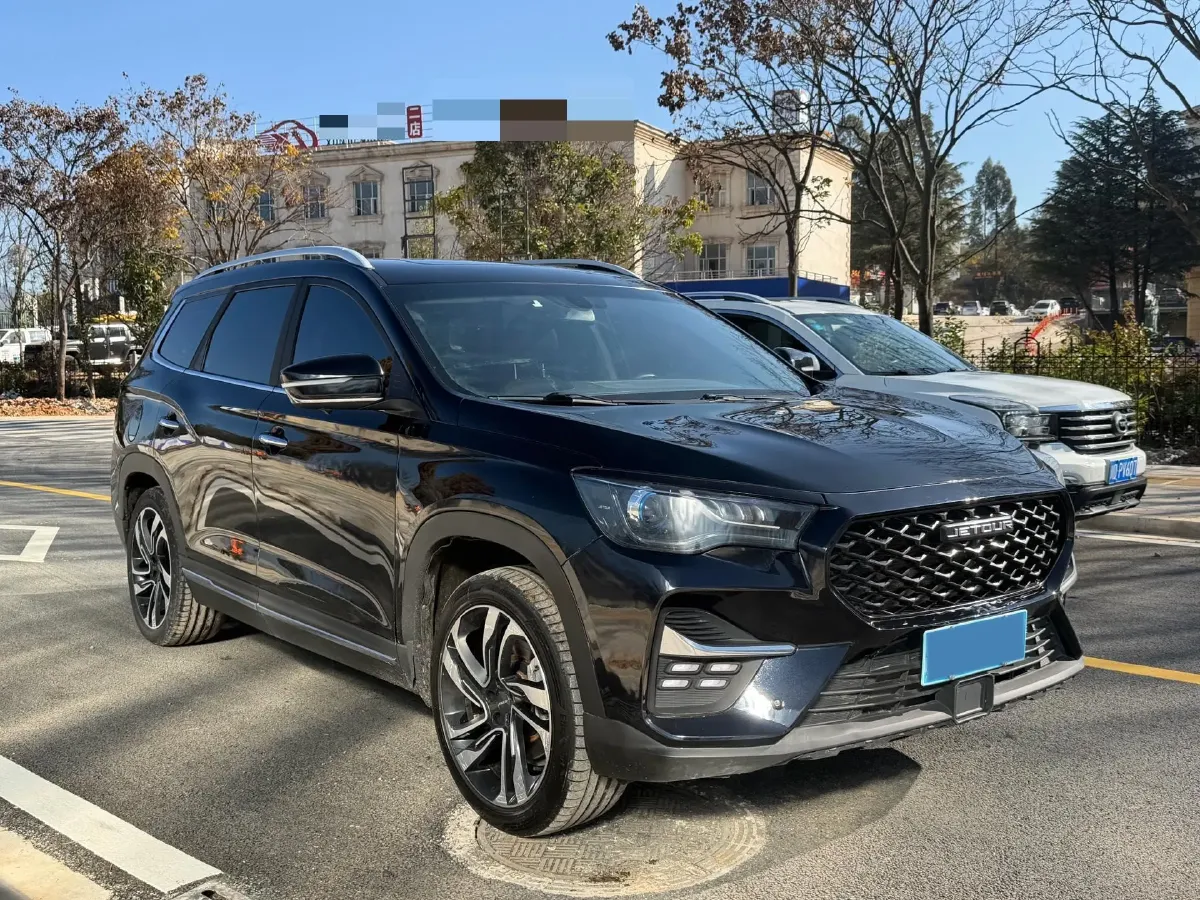 2021 DongFeng Forthing LingZhi Plus 2.0L 133HP L4 6MT,autocango,china used car exporter,china ev exporter,chinese used car exporter,chinese used ev exporter
