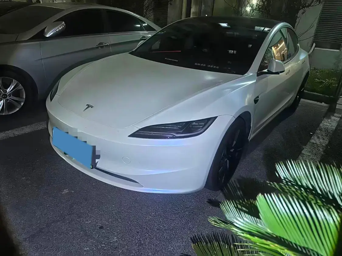 2023 HYPTEC GT BEV 80KWH