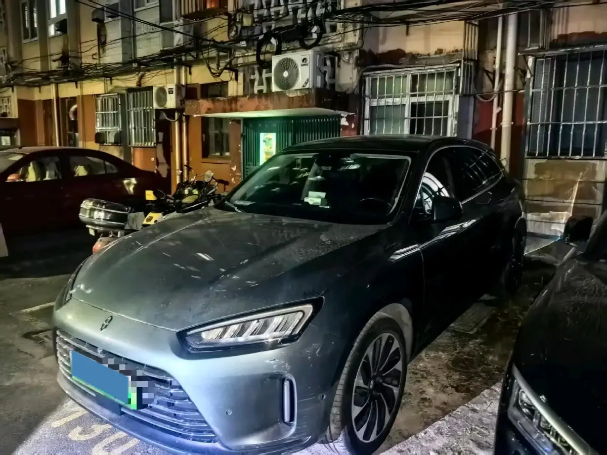 2022 Infiniti Q50L 2.0T 211HP L4 7AT