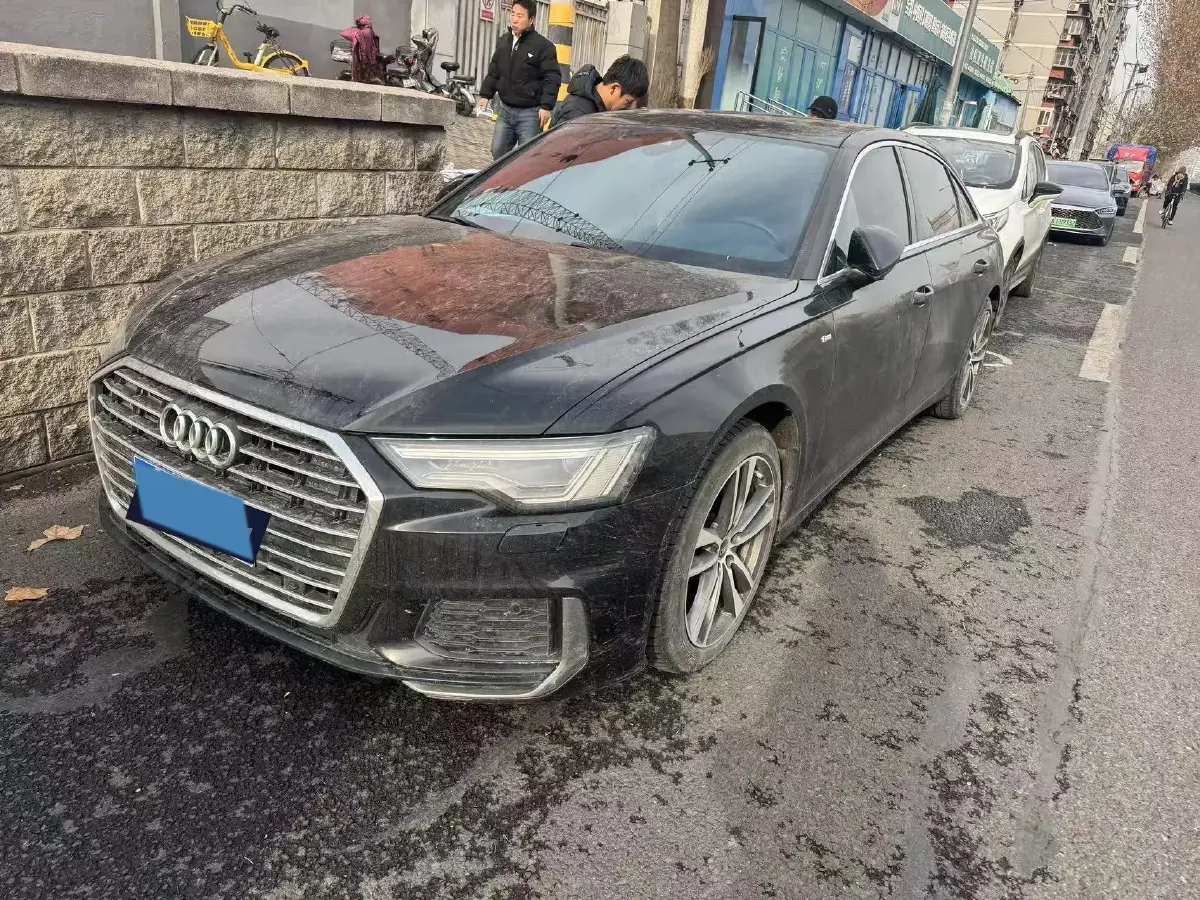2022 Audi A6L 2.0T 190HP L4 7DCT