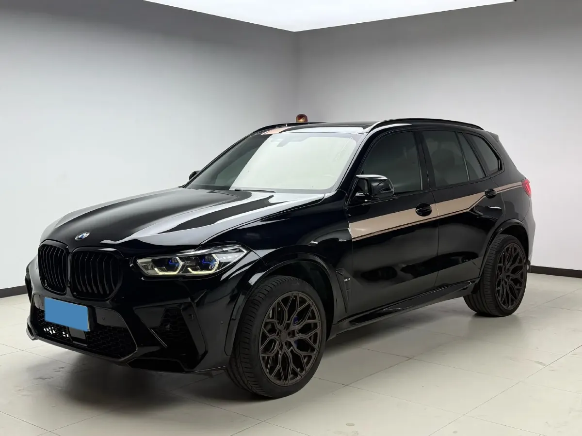 2020 BMW X5 M 4.4T 600HP V8 8AT,autocango,china used car exporter,china ev exporter,chinese used car exporter,chinese used ev exporter