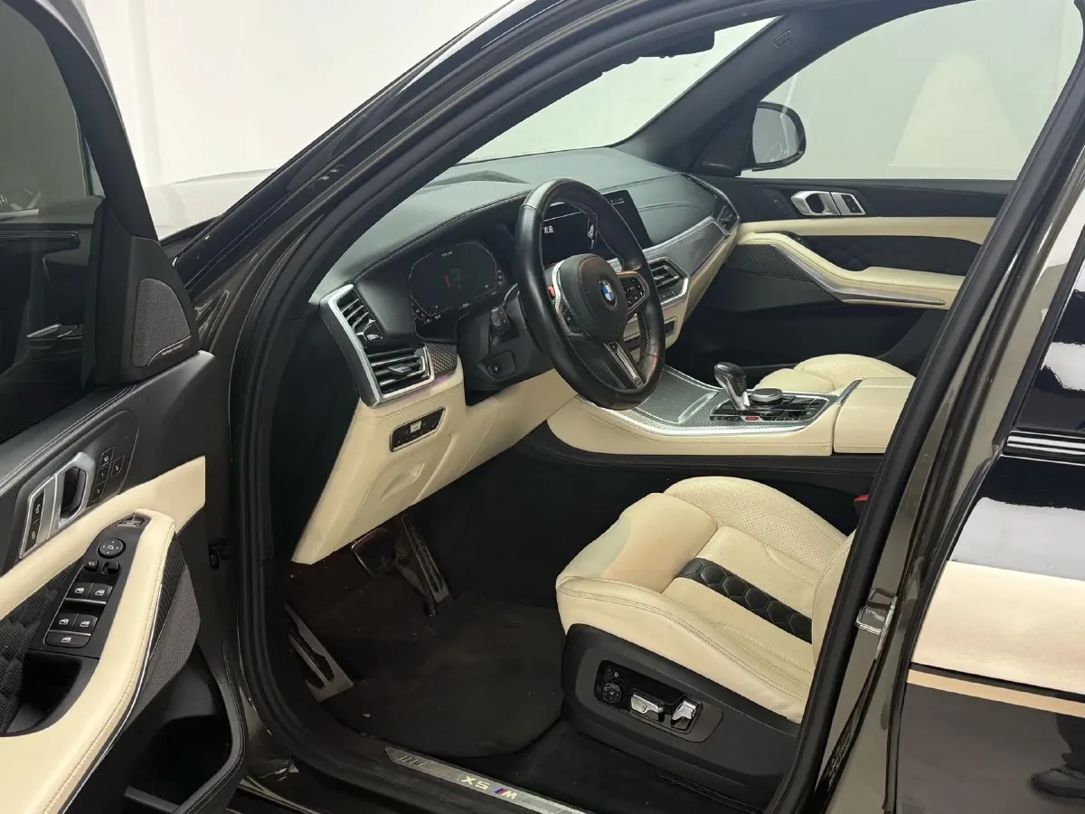2020 BMW X5 M 4.4T 600HP V8 8AT,autocango,china used car exporter,china ev exporter,chinese used car exporter,chinese used ev exporter