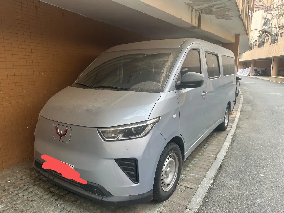 2025 WuLing YangGuang