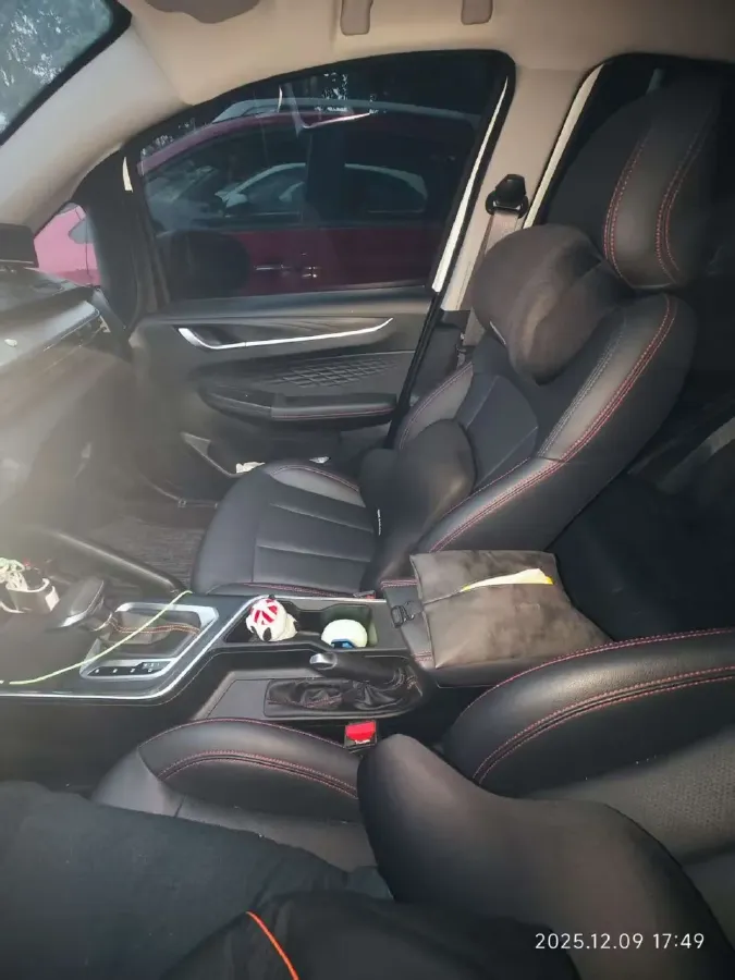 2022 Livan X3 PRO 1.5L 113HP L4 CVT,autocango,china used car exporter,china ev exporter,chinese used car exporter,chinese used ev exporter