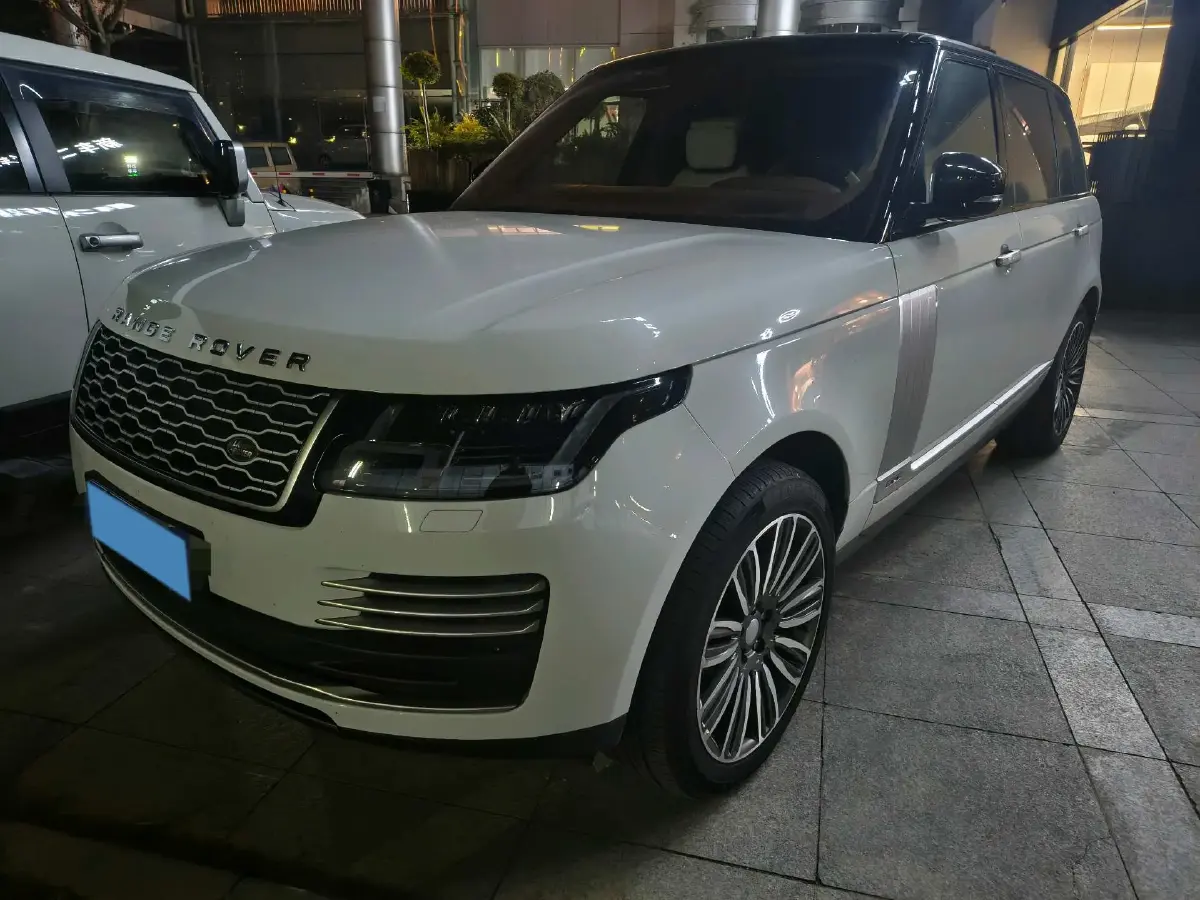 2020 Land Rover Range Rover 3.0T 400HP L6 8AT