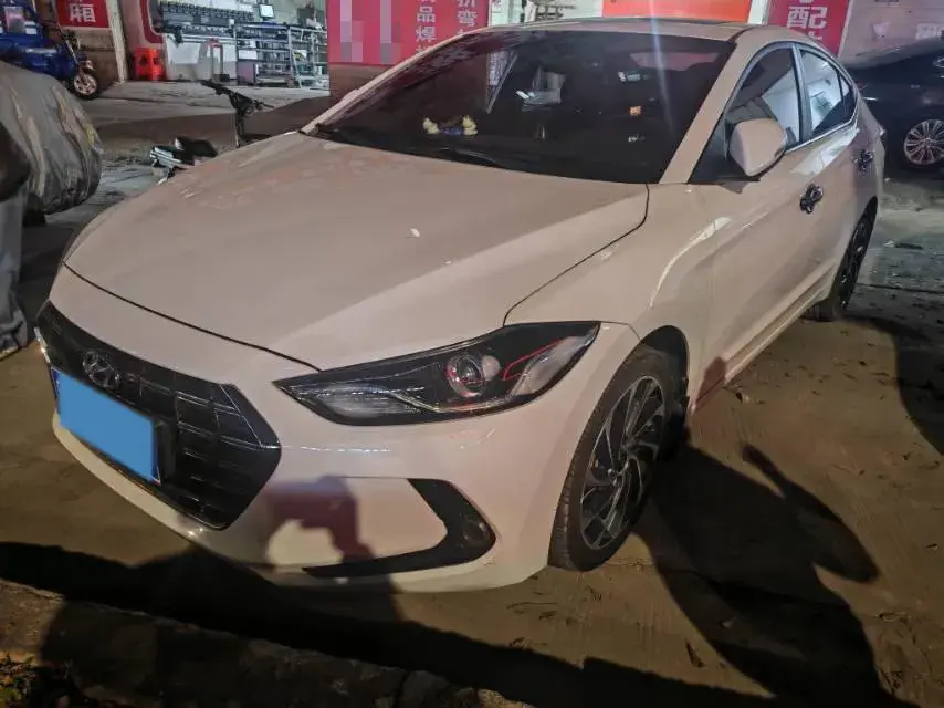 2019 Hyundai Elantra 1.4T 130HP L4 7DCT