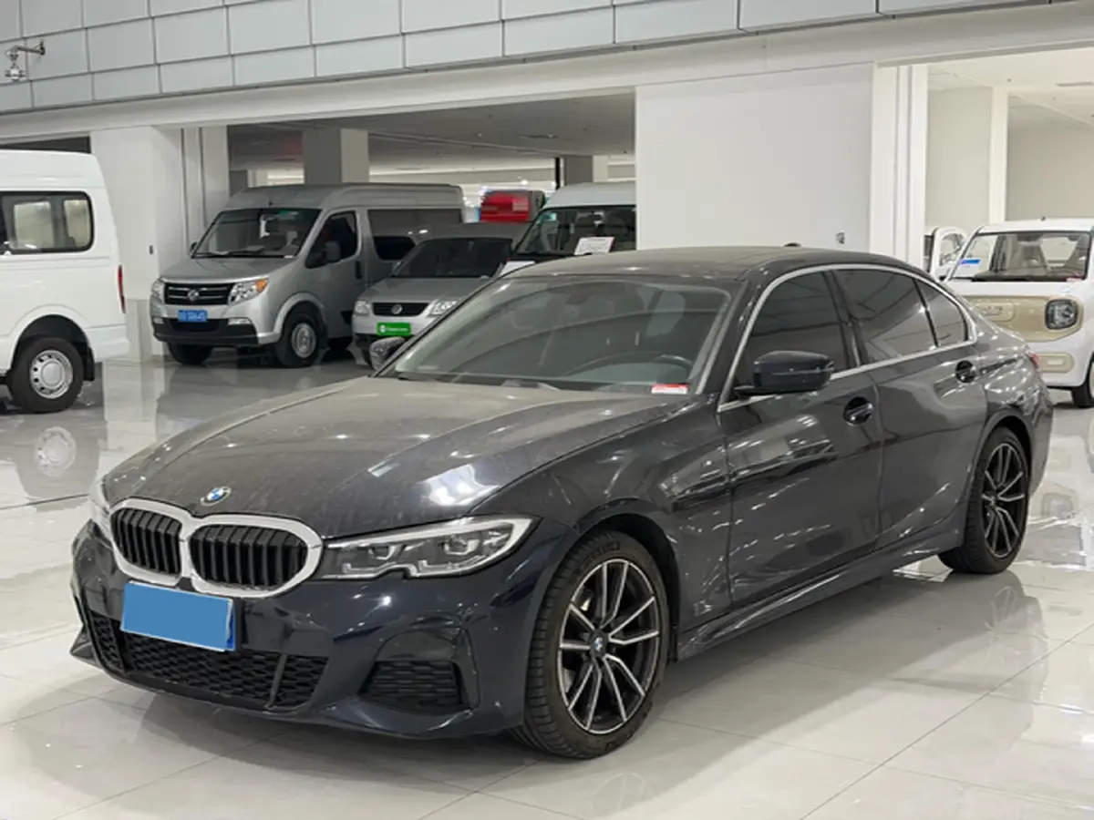 2022 BMW 3 Series 2.0T 156HP L4 8AT