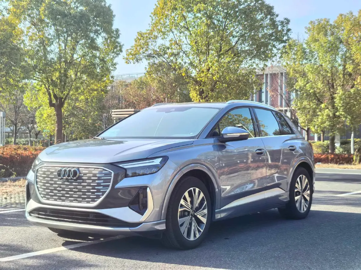 2022 Audi Q4 e-tron BEV 84.8KWH
