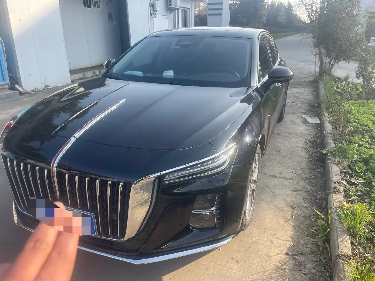 2023 HongQi H5 2.0T 224HP L4 8AT