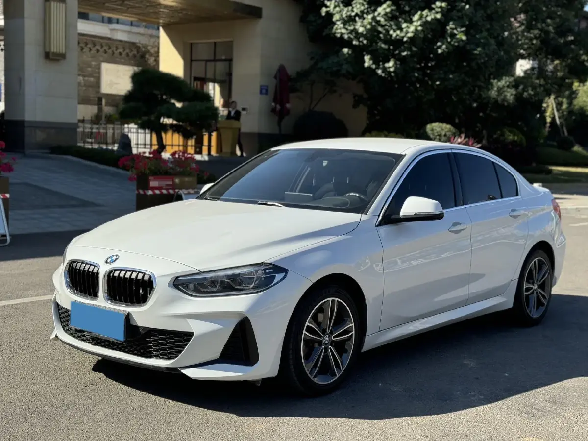 2021 BMW 1 Series 1.5T 140HP L3 7DCT