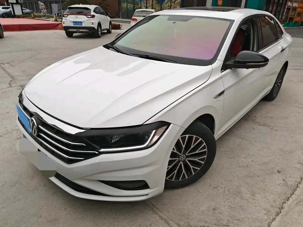 2020 Volkswagen Sagitar 1.2T 116HP L4 7DCT