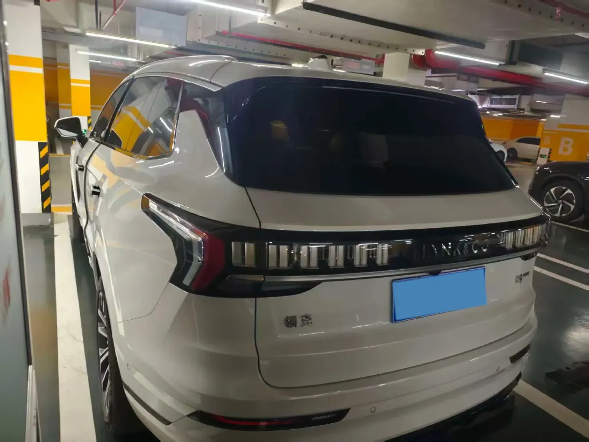 2024 LYNK&CO 09 2.0T 254HP L4 8AT,autocango,china used car exporter,china ev exporter,chinese used car exporter,chinese used ev exporter
