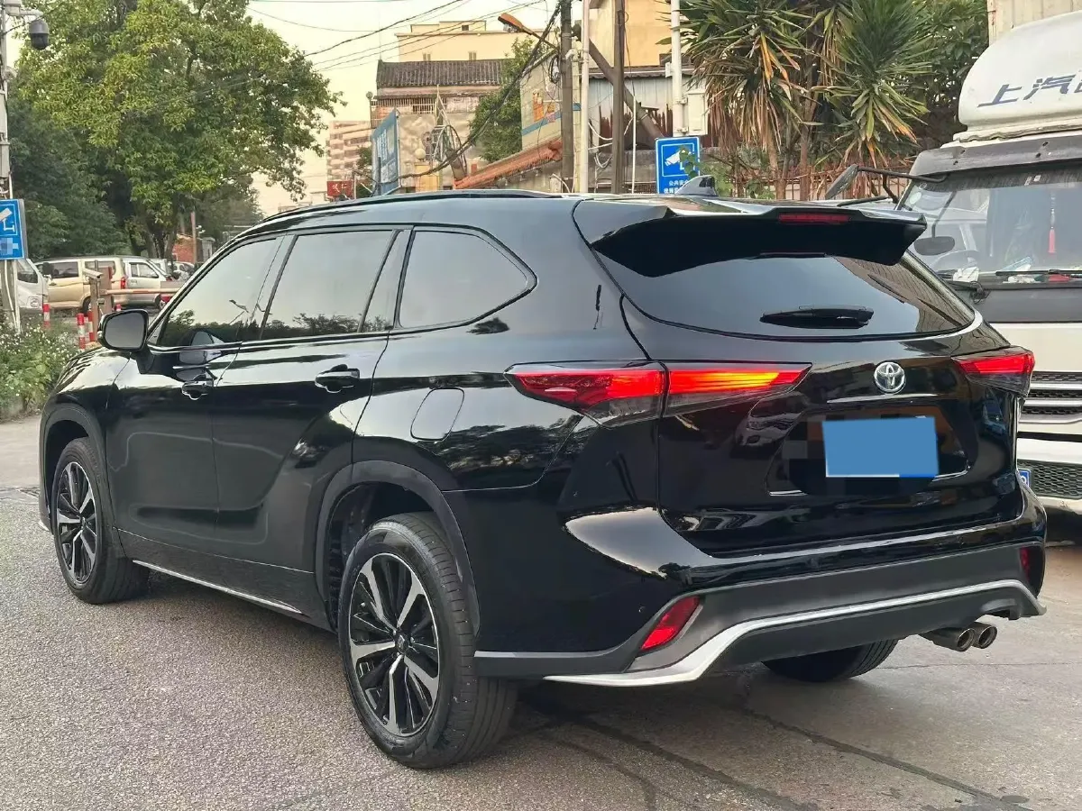 2022 Toyota Crown Kluger 2.5L 192HP L4 E-CVT Hybrid,autocango,china used car exporter,china ev exporter,chinese used car exporter,chinese used ev exporter