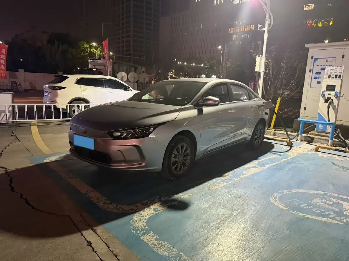 2022 BYD Yuan Plus BEV 49.92KWH