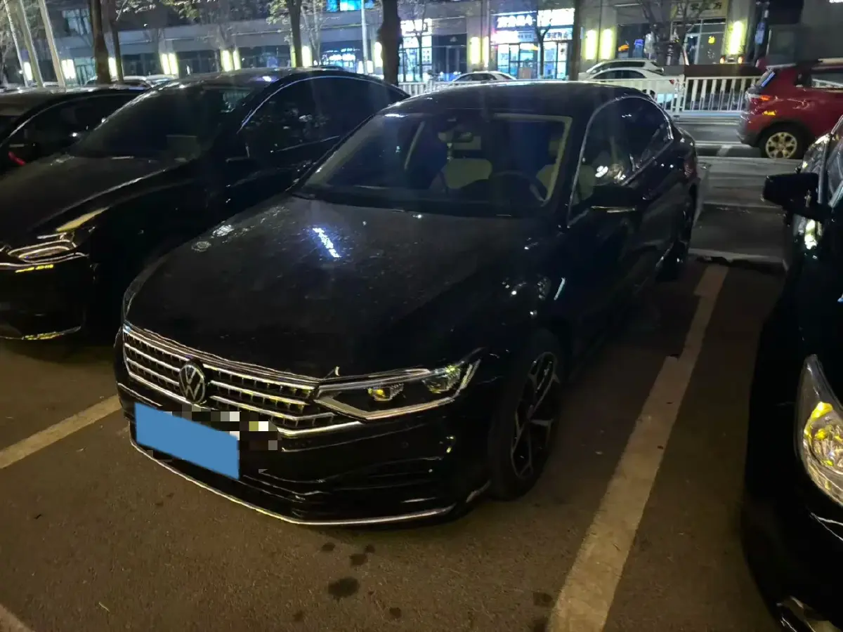 2025 Volkswagen Magotan 2.0T 186HP L4 7DCT