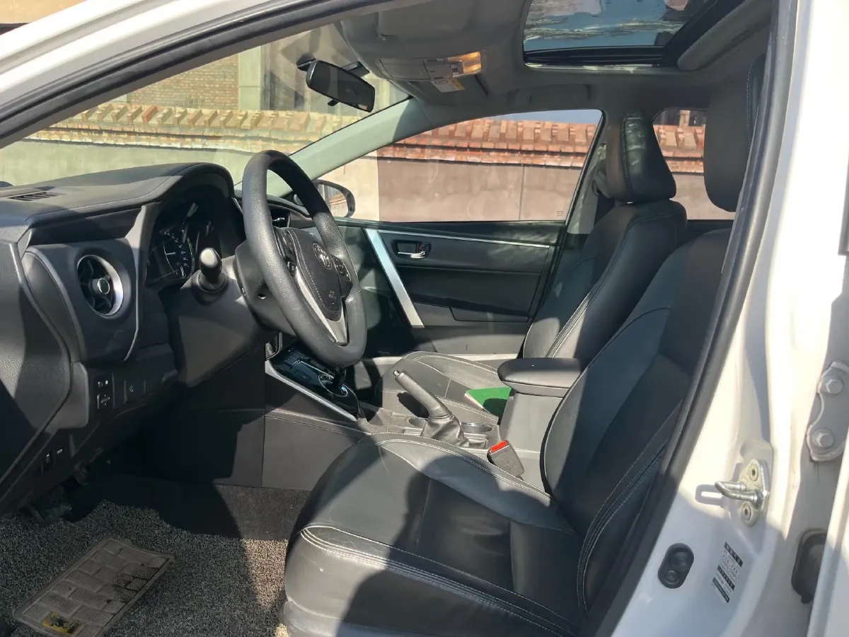 2020 Toyota Corolla Hybird E+ 1.8L 99HP L4 E-CVT PHEV 10.5KWH,autocango,china used car exporter,china ev exporter,chinese used car exporter,chinese used ev exporter