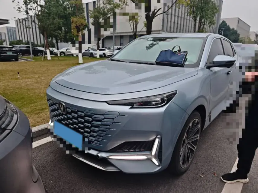 2022 Chevrolet Menlo BEV 61.1KWH