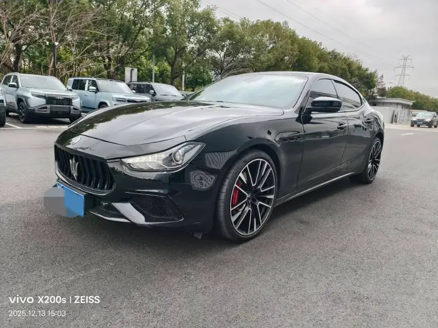 2021 Maserati Ghibli 2.0T 330HP L4 8AT