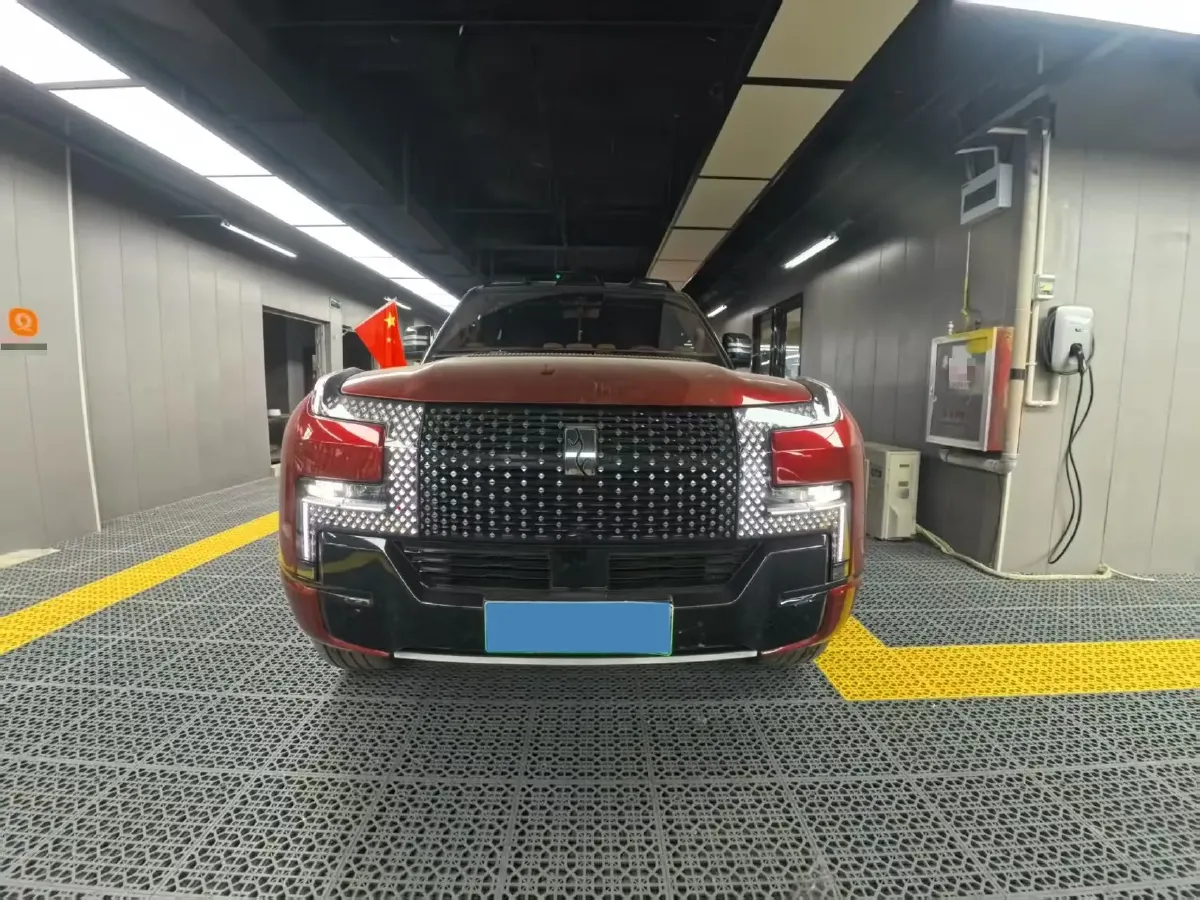 2024 YangWang U8 2.0T 272HP L4 REEV 49.05KWH,autocango,china used car exporter,china ev exporter,chinese used car exporter,chinese used ev exporter